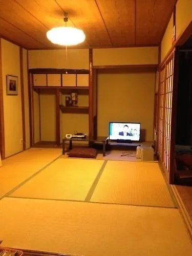 Guest house Now Travel Shinosaka Hotel